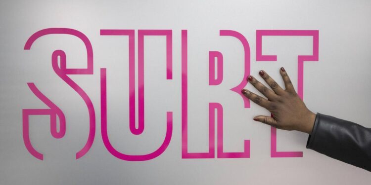 Formarse para escapar del machismo: ‘Vivo con mi maltratador porque no tengo adonde ir’