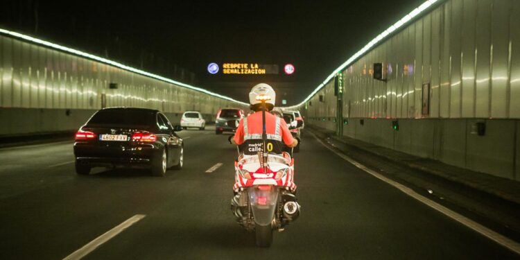 ‘Salga por la siguiente salida’: Madrid comienza a instalar las balizas GPS en los túneles de la M-30