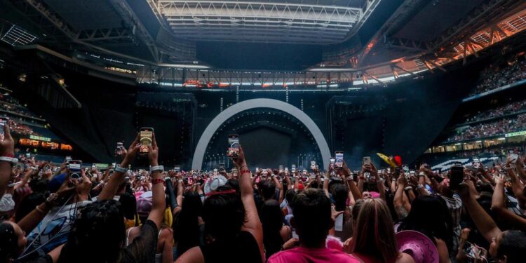 Incertidumbre en las promotoras ante la pérdida del Bernabéu como recinto clave para las grandes giras