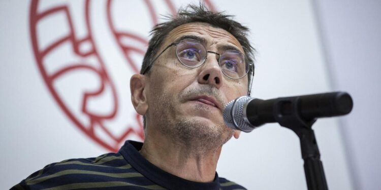 Monedero culpa a Ayuso del expediente abierto en la Complutense por faltar a clase para ir a actos en Venezuela y Colombia