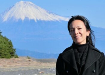 Alejandra Kamiya, la mirada sutil de la hormiga