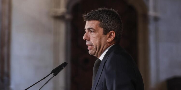 La Generalitat Valenciana asegura que ya ha pagado el 50 % de las ayudas por la DANA frente al 13,8 % del Gobierno