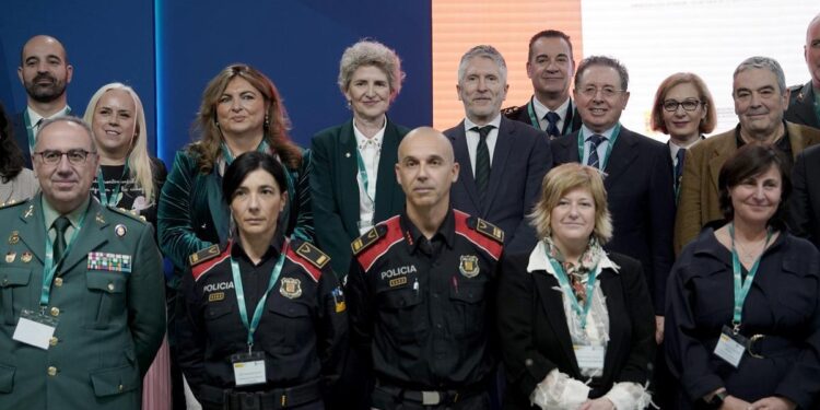 Interior ampliará la lucha contra delitos de odio en espectáculos deportivos y estadios