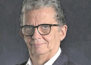 He venido a hablar de mi libro: Santiago Tarín, autor de ‘Los crímenes de los pasos perdidos’