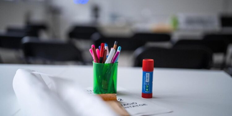 Profesoras de matemáticas que ejercen sin apenas tiempo como coordinadoras de bienestar