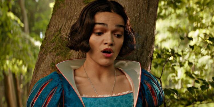 Crítica de ‘Blancanieves’: Versión tierna y almibarada