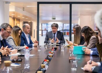 Puigdemont celebra el traspaso de inmigración como ‘competencia de Estado’ pero rechaza los Presupuestos de Sánchez