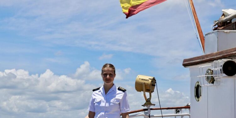 Zarzuela denuncia la obtención ilegal de unas fotos de Leonor en un centro comercial en Chile