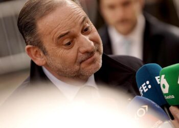 El juez Puente ordena a la UCO que investigue si Ábalos se valía de Koldo para cobrar las mordidas de Aldama