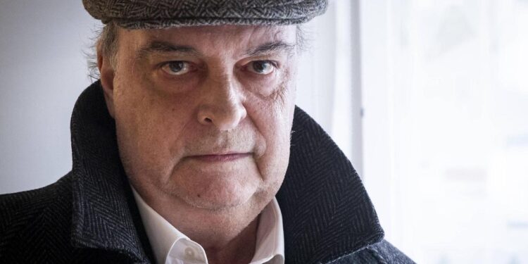 ‘Canon de cámara oscura’, de Enrique Vila-Matas: ligera complejidad