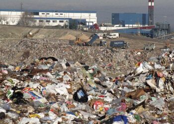 Madrid aprueba una estrategia de tratamiento de residuos que pueda permitir cerrar la incineradora en diez años