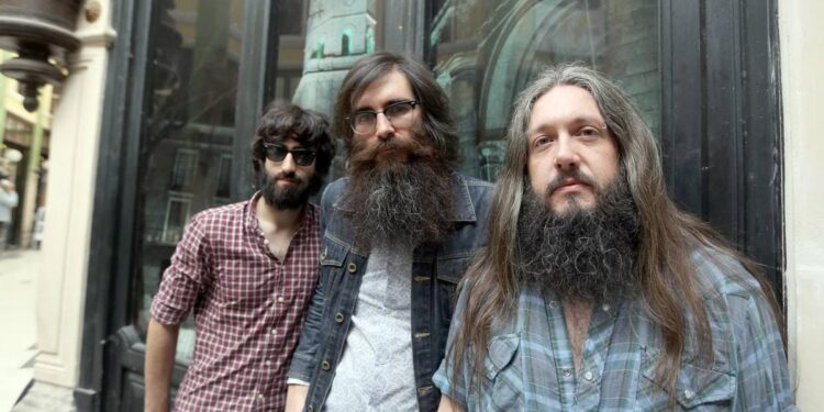 Arizona Baby: ‘Estamos hartos de ver cómo artistas a los que admiramos mueren jóvenes por suicidio o sobredosis’