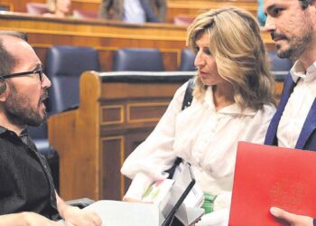 Echenique ironiza con las críticas de Yolanda Díaz a los vetos: ‘Será que yo me veté a mí mismo sin darme cuenta’