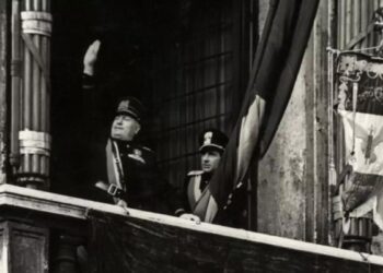 El jefe indio que engañó a Mussolini y otros momentos bochornosos del fascismo