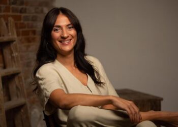 Sonia Encinas, sexóloga: ‘No es necesario que dejes la casa a tu hijo adolescente para que tenga relaciones, debe buscarse la vida’