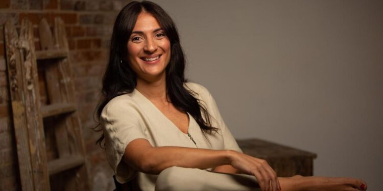 Sonia Encinas, sexóloga: ‘No es necesario que dejes la casa a tu hijo adolescente para que tenga relaciones, debe buscarse la vida’