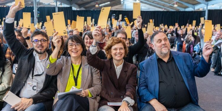 ¿ERC ha enterrado su guerra interna? Junqueras, la estructura b y otros apuntes del congreso