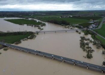 Sevilla en emergencia: cierra por primera vez las compuertas del Guadalquivir