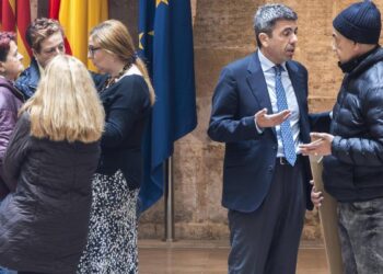 Mazón se cita con una asociación de víctimas que le señala como ‘máximo responsable’ del 29-O