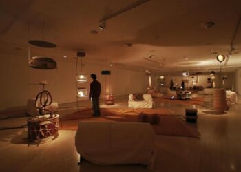 Qué hacer en Madrid esta semana: la instalación sonora de Tarek Ataoui en el Thyssen, danza para niños en Conde Duque, Les Arts Florissants en El Escorial…