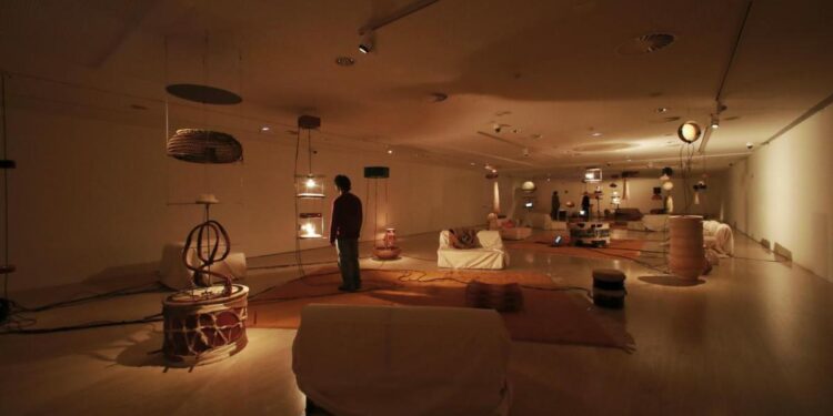 Qué hacer en Madrid esta semana: la instalación sonora de Tarek Ataoui en el Thyssen, danza para niños en Conde Duque, Les Arts Florissants en El Escorial…