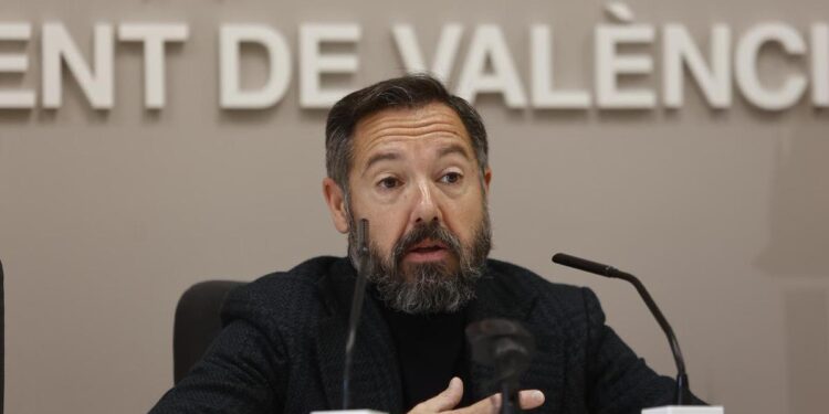 La Fiscalía investigará al exportavoz de Vox en Valencia por los contratos de una fundación municipal