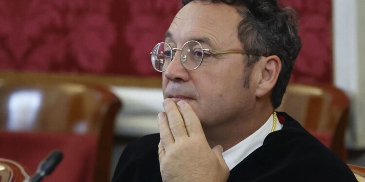 Sondeo GESOP: Tres de cada cuatro españoles piden el relevo del fiscal general del Estado por su imputación