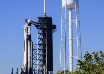 Aplazada la ‘misión de rescate’ para traer de vuelta a los astronautas ‘varados’ en el espacio