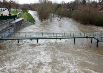 La borrasca Martinho pondrá este sábado en aviso a la mitad de España por viento, lluvia, nieve y olas