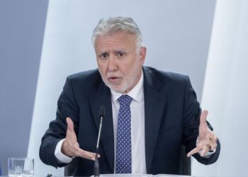 El Gobierno posterga hasta mayo la reubicación territorial de menores migrantes desde Canarias y Ceuta