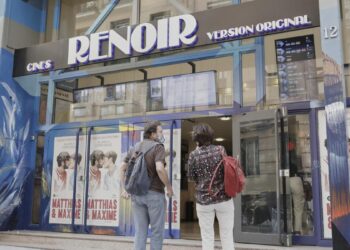 Argüelles reivindica su potente identidad cultural