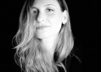 Laura Hojman, cineasta: ‘Somos lo que decimos, pero también lo que no queremos contar’