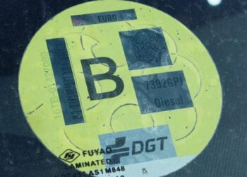 ¿Pensando en cambiar de coche? Madrid te da hasta 5.500 euros por comprar uno con etiqueta CERO