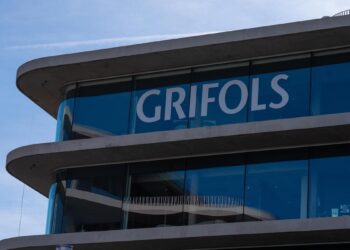 Grifols lanza una OPA sobre su filial alemana Biotest para excluirla de Bolsa por 350 millones