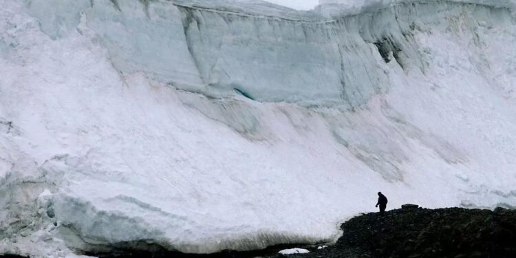 Los glaciares, también en riesgo de extinción: ‘Muchos entornos de ‘hielo eterno’ no sobrevivirán al siglo XXI’