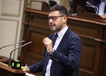 El PP canario se desmarca del ‘ala dura’ de la dirección nacional y celebra el decreto ley