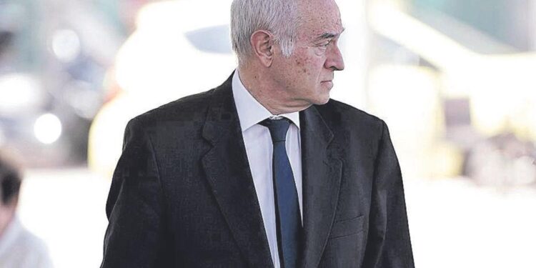 El juez Peinado ofrece a Bolaños interrogarle en Moncloa por el caso Begoña siempre que le trate mejor que Sánchez