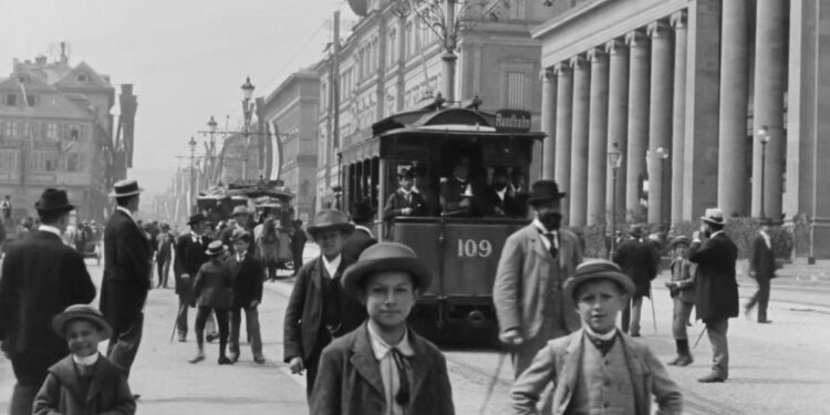 Thierry Frémaux, director del Festival de Cannes: ‘El cine, hoy en día, es ir al cine, a la sala. Y eso es un invento de los Lumière’