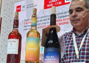 Madrid brinda en Salón Gourmets 2025 con sus vinos ecológicos y los maridajes del chef Eduardo Casquero