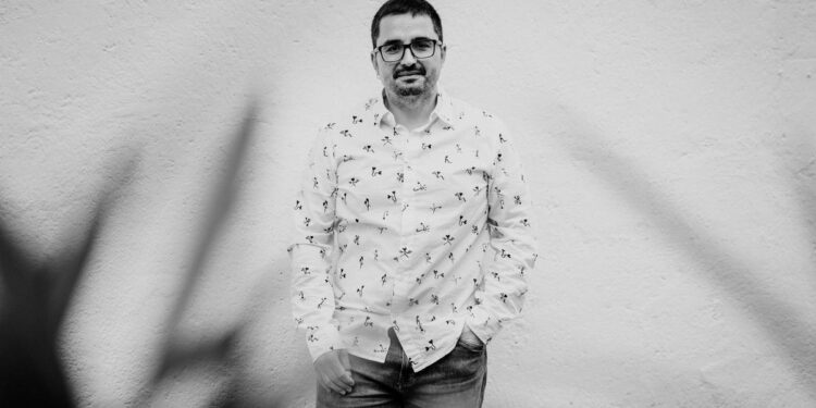 Jorge Dioni López: ‘El porno es una propuesta política que sitúa al varón heterosexual en el centro’