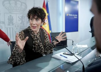 El Gobierno evita dar por hechos los Presupuestos tras pactar con Junts la delegación de inmigración a Cataluña