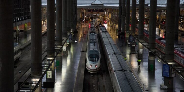 El Ministerio de Transportes invirtió en Madrid un 54% más de lo presupuestado en 2024