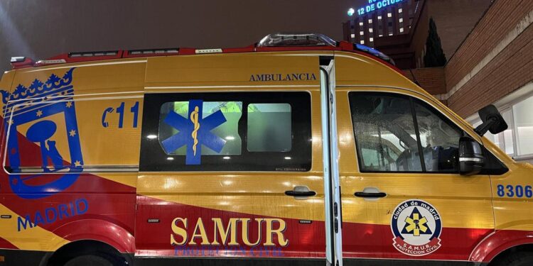 Muere uno de los dos hombres apuñalados por un padre y un hijo en Vallecas