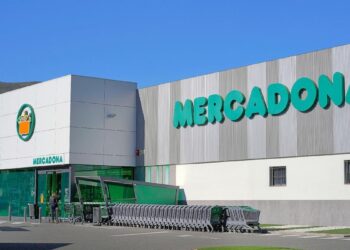 Estos son los supermercados que abren en Madrid este Jueves y Viernes Santo