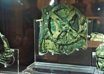 Anticitera: grietas en el engranaje del primer ordenador del mundo