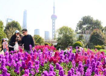 La nueva Guía de Shanghai en español destaca la presencia hispana y los vínculos entre China y los países hispanohablantes