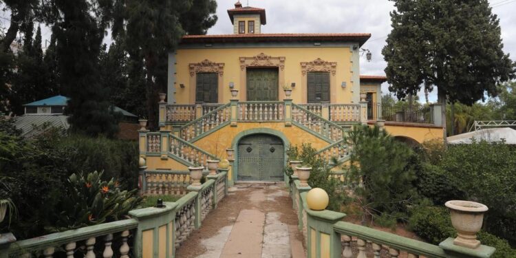 Okupan el chalet de Antonio Machado en Valencia