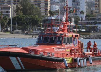 Madrid rechaza el reparto de menores migrantes no acompañados que ha aprobado el Congreso: ‘Es la mayor infamia de Pedro Sánchez’