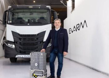 La empresa espaГ±ola Evram lanza su primer camiГіn de hidrГіgeno