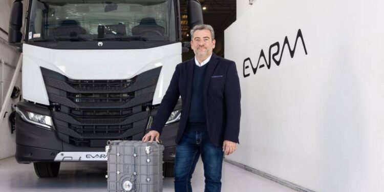 La empresa espaГ±ola Evram lanza su primer camiГіn de hidrГіgeno